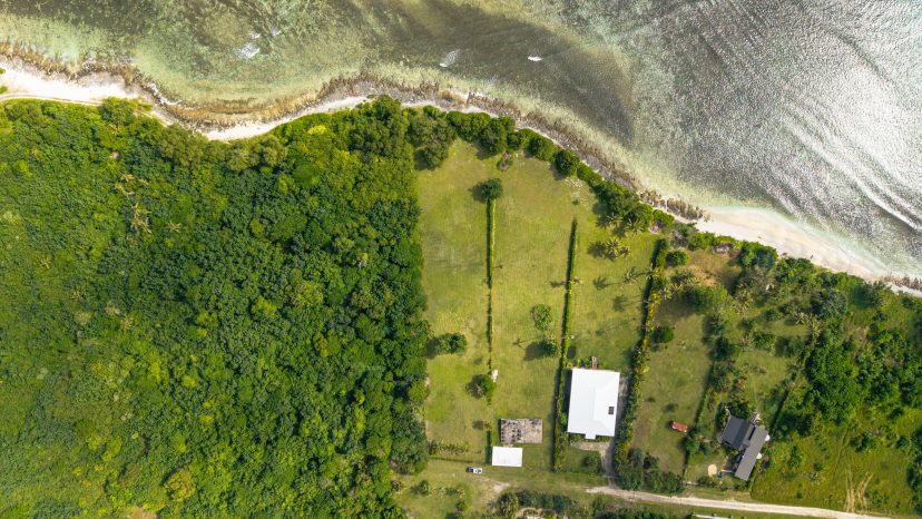 Coastal Land. Efate's Best Kept Secret. Eratap Point.
