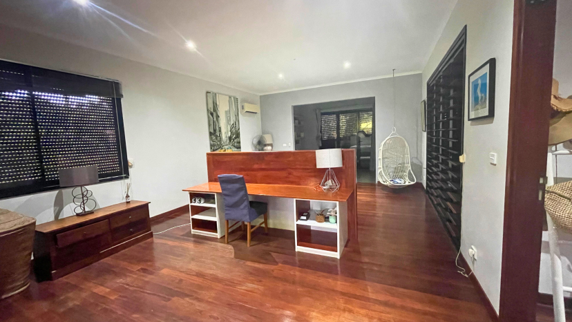 Oasis with Expansive Garden and Lagoon Views in Erakor