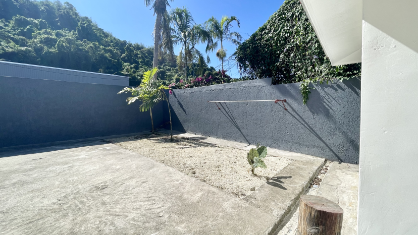 Stunning Lagoon-View Rental Duplex in Nambatu Lagoon
